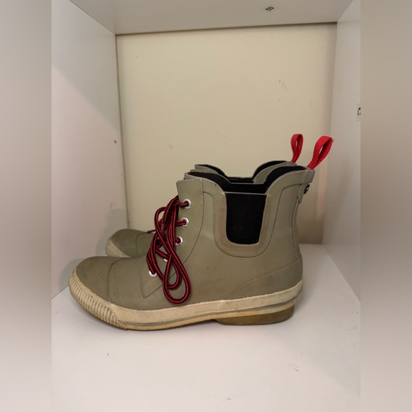 Pajar LoLita Canada Rainboot size 6 lace up short Gray waterproof rainboots - Picture 3 of 7